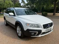 Used Volvo XC70 SE 2015 White Estate