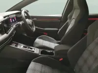 Second-hand VW Golf VIII GTE 245 CP (180 kW) 2024 Hatchback