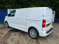 Used Vauxhall Vivaro 120 HP (88 kW) 2023 White MPV