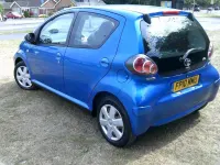 Used Toyota Aygo 67 HP (49 kW) 2010 Blue Hatchback