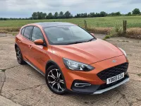 Used Ford Focus Active X 125 HP (91 kW) 2019 Orange Hatchback