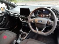 Begagnad Ford Fiesta ST-Line 100 HK (73 kW) 2023 Vit Halvkombi