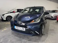 Used Toyota Aygo X-play 68 HP (50 kW) 2017 Blue Hatchback
