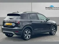 Usado VW T-Cross Black Edition 95 CV (69 kW) 2022 Negro SUV