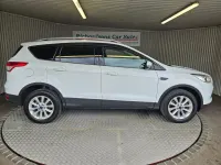 Used Ford Kuga Titanium 180 HP (132 kW) 2016 White SUV