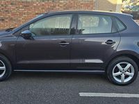 Begagnad VW Polo 2015 Grå Halvkombi