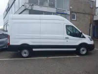 Second-hand Ford Transit 130 CP (95 kW) 2023 Alb Van
