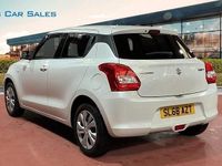 Used Suzuki Swift SZ3 90 HP (66 kW) 2018 White Hatchback