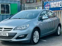 Begagnad Vauxhall Astra 2013 Silver Halvkombi