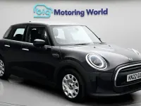 Used Mini ONE Classic 102 HP (75 kW) 2022 Blue/black Hatchback