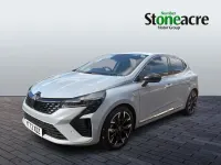 Usado Renault Clio V Techno 140 HP (102 kW) 2024 Cinzento Citadino