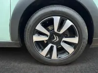 Used Citroën C3 Feel 68 HP (50 kW) 2017 Almond green Hatchback