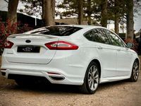 Begagnad Ford Mondeo ST-Line 180 HK (132 kW) 2017 Vit Halvkombi