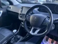 Używany Peugeot 2008 Active 2018 Szary SUV
