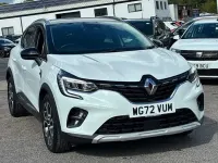 Used Renault Captur Techno 140 HP (102 kW) 2022 White with black roof SUV