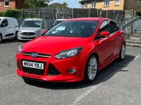 Used Ford Focus Zetec 115 HP (84 kW) 2014 Red Hatchback