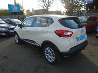 Second-hand Renault Captur Dynamique 90 CP (66 kW) 2014 Bej SUV