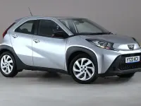 Used Toyota Aygo X PURE 72 HP (52 kW) 2023 Silver SUV