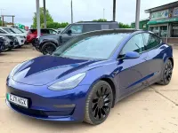 Używany Tesla Model 3 Performance 461 kW (627 KM) 2021 Niebieski Sedan/Limuzyna