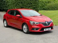 Used Renault Mégane Dynamique 110 HP (80 kW) 2017 Red Hatchback