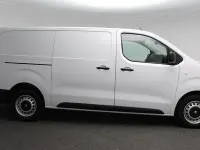 Used Vauxhall Vivaro 150 HP (110 kW) 2025 White MPV