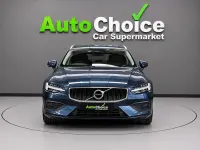 Usado Volvo V60 Momentum 150 CV (110 kW) 2019 Azul Familiar