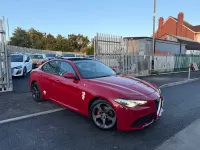 Used Alfa Romeo Giulia Edizione Speciale 180 HP (132 kW) 2017 Red Sedan