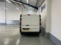 Begagnad Renault Trafic Business 2023 Vit