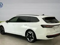 Używany VW Passat R-line 272 KM (200 kW) 2025 Biały Kombi