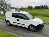 Used Vauxhall Combo 105 HP (77 kW) 2018 White MPV