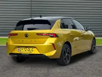 Used Vauxhall Astra GS Line 128 HP (94 kW) 2022 Yellow Hatchback