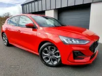 Używany Ford Focus ST-Line 2023 Czerwony Hatchback