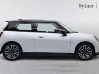Used Mini Cooper Hatch 133 kW (181 HP) 2024 White Hatchback