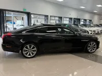 Used Jaguar XJ Portfolio 275 HP (202 kW) 2013 Black Sedan