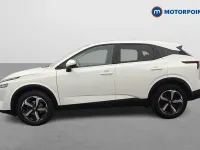 Used Nissan Qashqai N-Connecta 140 HP (102 kW) 2022 White SUV