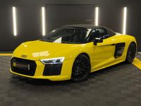 Begagnad Audi R8 Coupé Design 2017 Gul Sportkupé