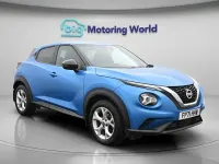 Usado Nissan Juke N-Connecta 114 HP (83 kW) 2021 Azul SUV
