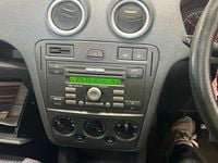 Used Ford Fusion Style 79 HP (58 kW) 2010 Silver Hatchback