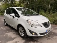 Used Vauxhall Meriva Active 100 HP (73 kW) 2012 White MPV