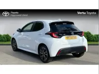 Used Toyota Yaris Design 116 HP (85 kW) 2023 White Hatchback