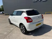 Used Suzuki Swift SZ-T 89 HP (65 kW) 2020 White Hatchback