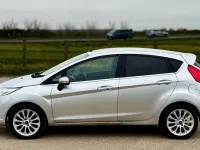 Used Ford Fiesta Titanium X 125 HP (91 kW) 2013 Silver Hatchback