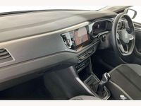 Begagnad VW Polo Style 95 HK (69 kW) 2022 Silver Halvkombi