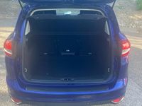 Usado Ford C-MAX Zetec 120 HP (88 kW) 2019 Monovolume