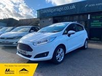Used Ford Fiesta Zetec 75 HP (55 kW) 2016 White