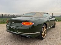 Used Bentley Continental 635 HP (467 kW) 2019 Green Sedan