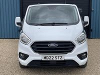 Used Ford Transit Custom Limited 2022 Frozen white (solid colour) Estate