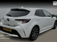Used Toyota Corolla Design 140 HP (102 kW) 2023 White Hatchback