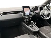 Used Renault Clio Engineered 145 HP (106 kW) 2023 Grey  Hatchback