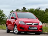Używany Vauxhall Zafira 120 KM (88 kW) 2014 Czerwony Minivan